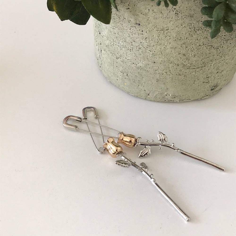Beautiful 🌹 rose Petals sterling sliver earring !